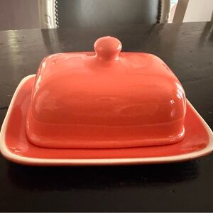 Vietri viva Vibrant Coral Butter Dish